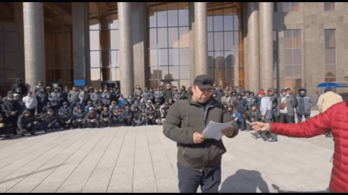 Астанада ереуілдеткен жаңаөзендіктер Үкіметке талабын қойды