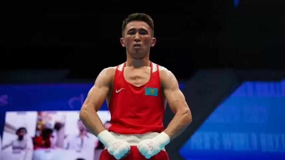 Екінші алтын: Махмұд Сабырхан өзбек боксшысын нокдаунмен жеңді