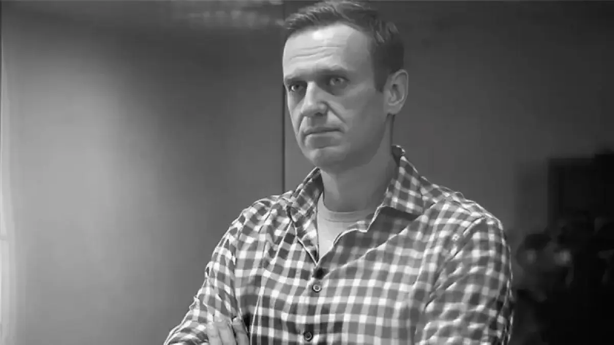 Ресейлік оппозициялық саясаткер Алексей Навальный қайтыс болды