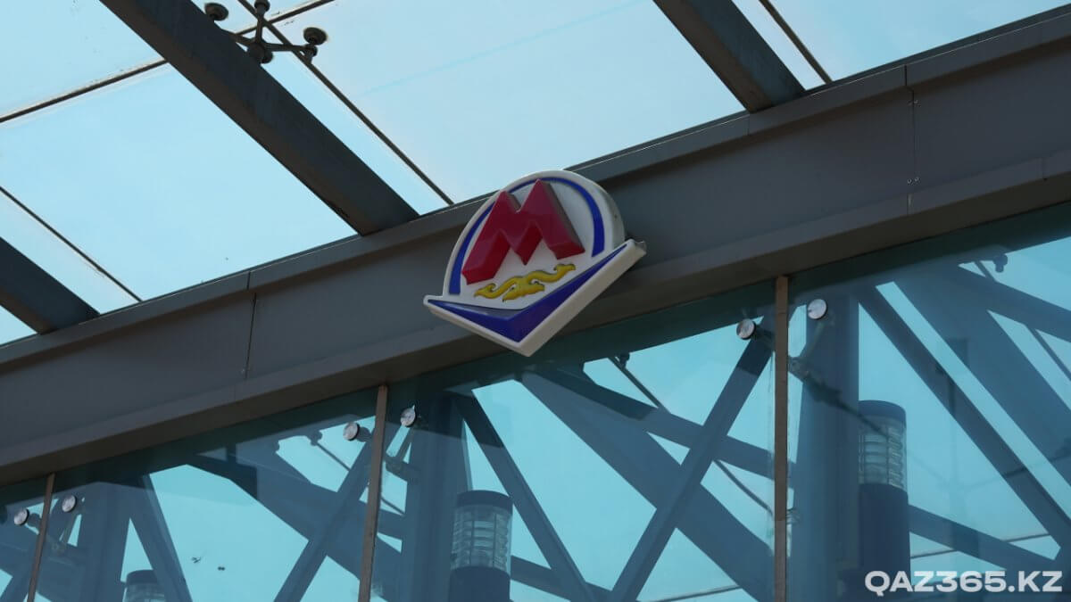 Алматы метросындағы жанжалдың арты төбелеске ұласты