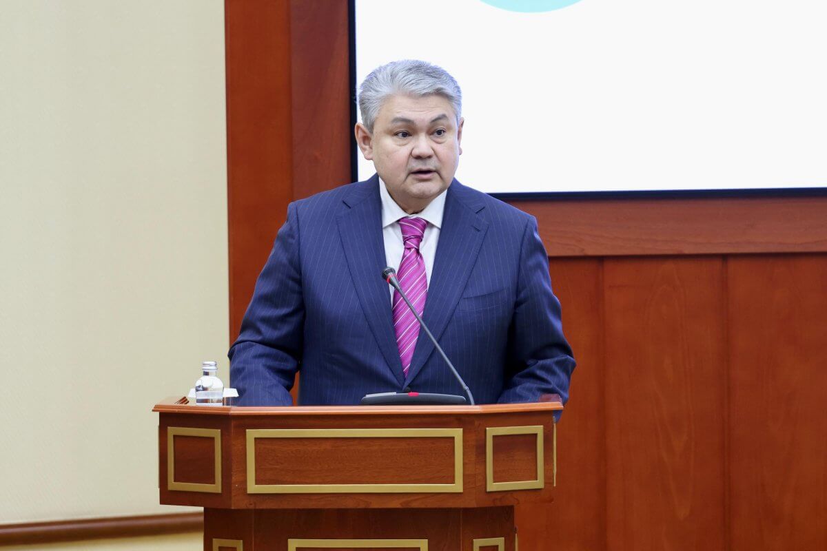 Бірыңғай сағаттық белдеуге өтудің теріс әсері болған жоқ – вице-премьер Е.Көшербаев