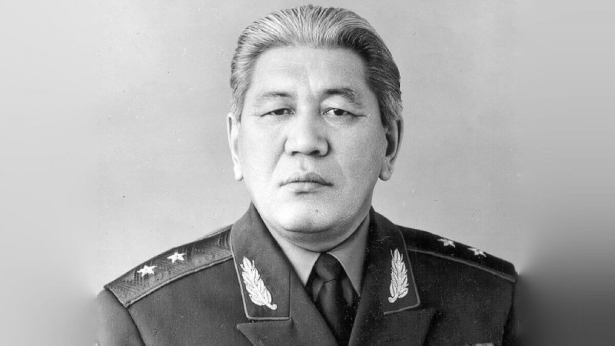 Вьетнамның ең жоғары әскери наградасымен марапатталған қазақ қолбасшысы – Жансен Кереев