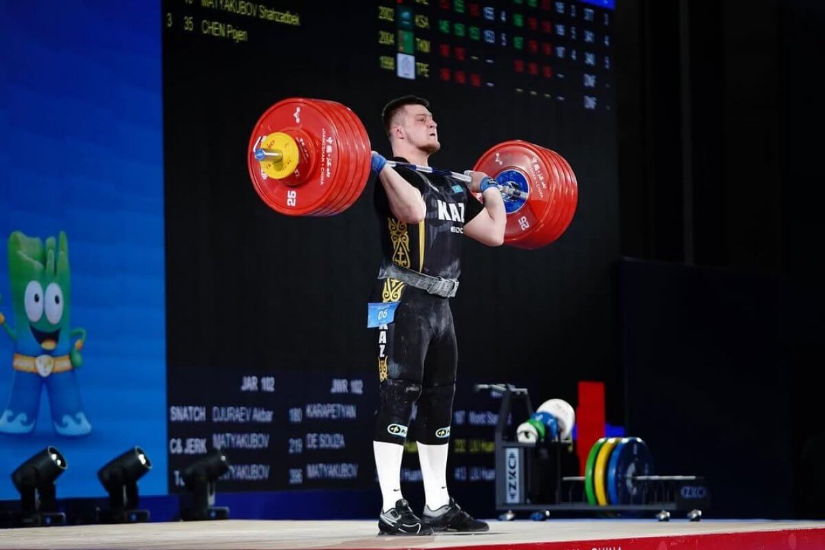 Артём Антропов Азия чемпионатының күміс жүлдегері атанды