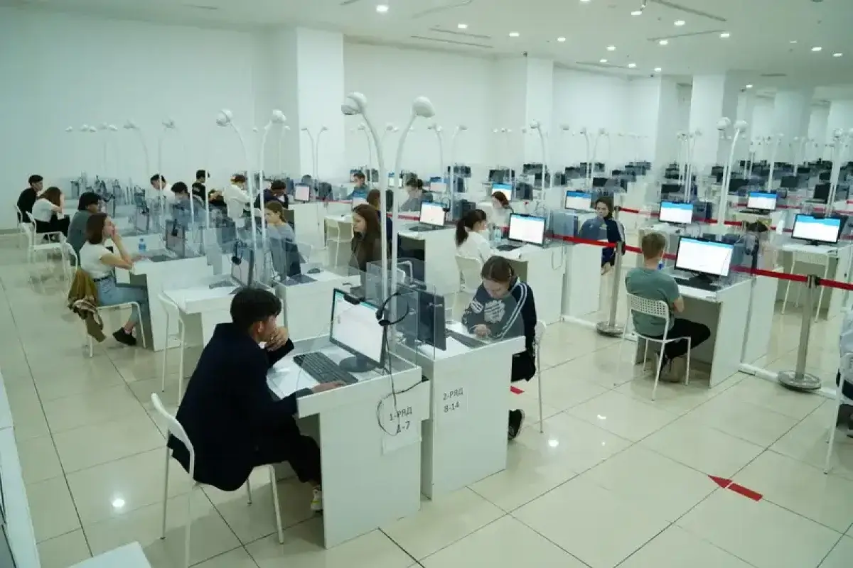 ҰБТ-2025: Бүгін елімізде тестілеудің негізгі кезеңі басталды