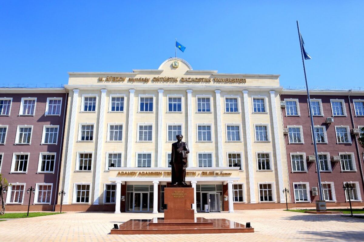 256 миллиондық жалған келісімшарттар: Шымкенттегі танымал ЖОО-да ақша жымқыру схемасы әшкереленді
