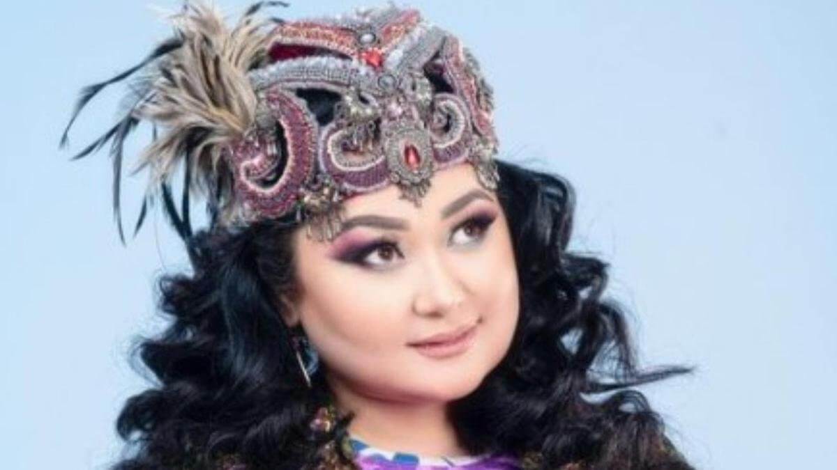 Роза Әлқожа қонақ шақыруға ерінетін адамдарды сынады