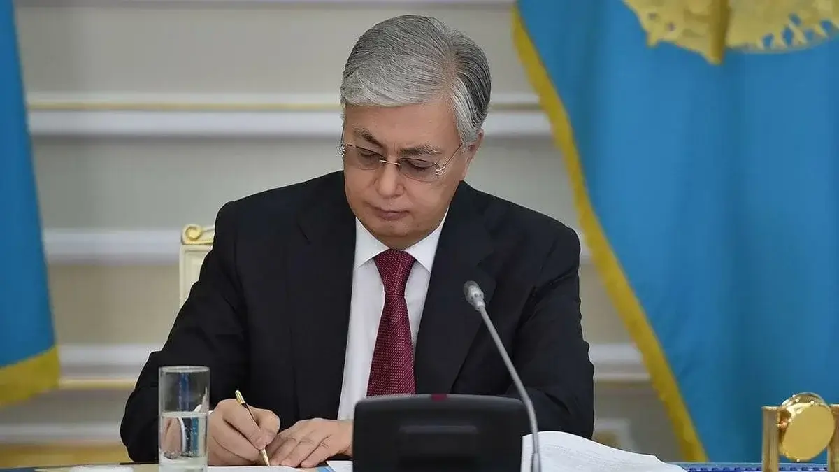 Президент Тоқаев бірқатар елдердегі елшілерге ауыс-түйіс жасады