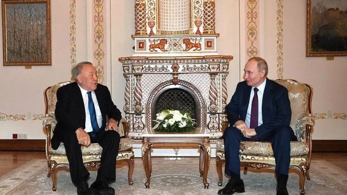 Назарбаев Путинмен жолығу үшін Кремльге барды