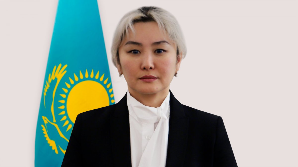 Күні кеше вице-министр болған Шегай: БҚО-да бес баласы өртенген отбасы 134 мың теңге жәрдемақы алған
