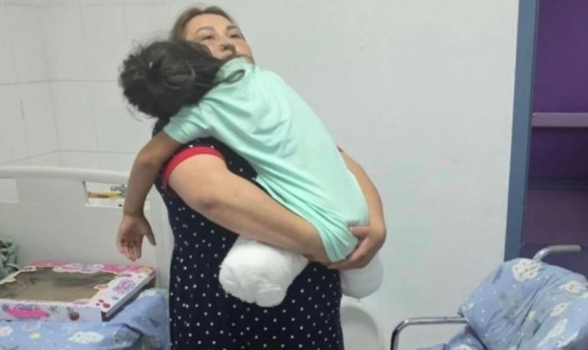 Қос аяғынан айырылған қыз бала ауруханадан шығарылды