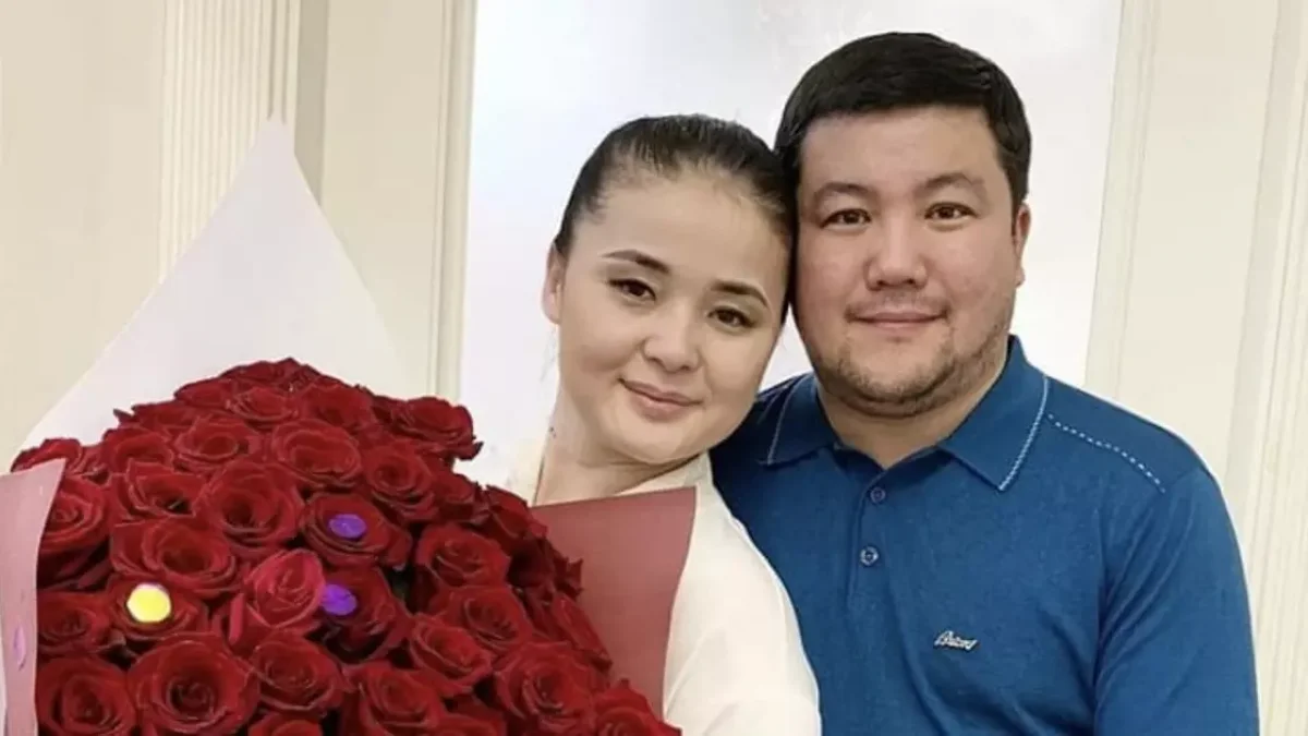 «Әйел ашуланса құлпырады». Мөлдір Мұқанова Тұрсынбекпен ажырасты дегенге қатысты