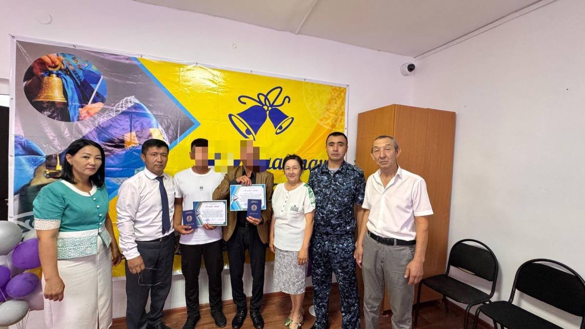 Қызылордада 48 жастағы азамат мектеп бітіріп, аттестат алды