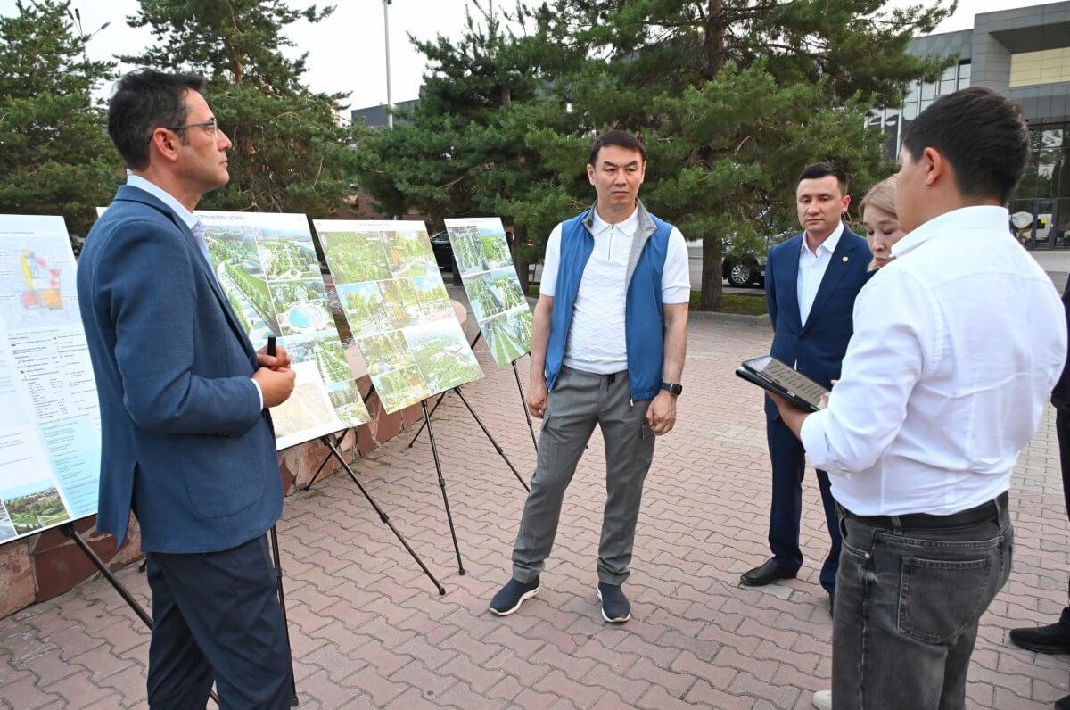 Дархан Сатыбалды «Атакент» кешенін жаңғырту жобасымен танысты