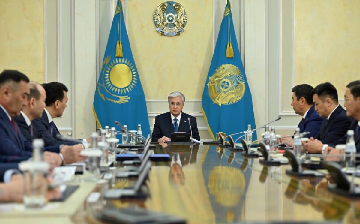 Кез келген есірткі түрінің өндірісі мен сатылымына қатаң тыйым салынуы керек – Тоқаев