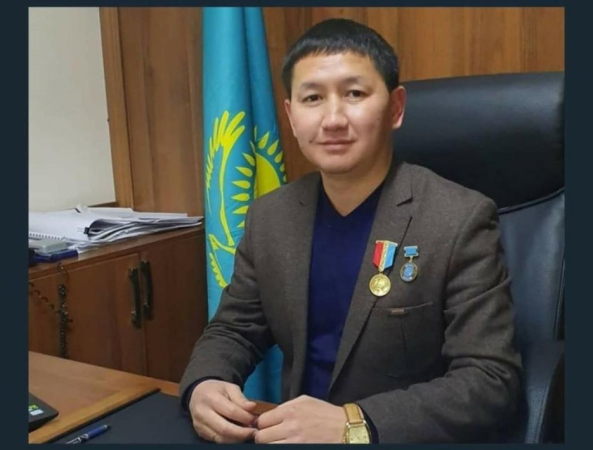 «Берденовтің адамы»: Шымкент әкімінің орынбасары ұсталған Арман Әбдешовке қатысты жауап берді
