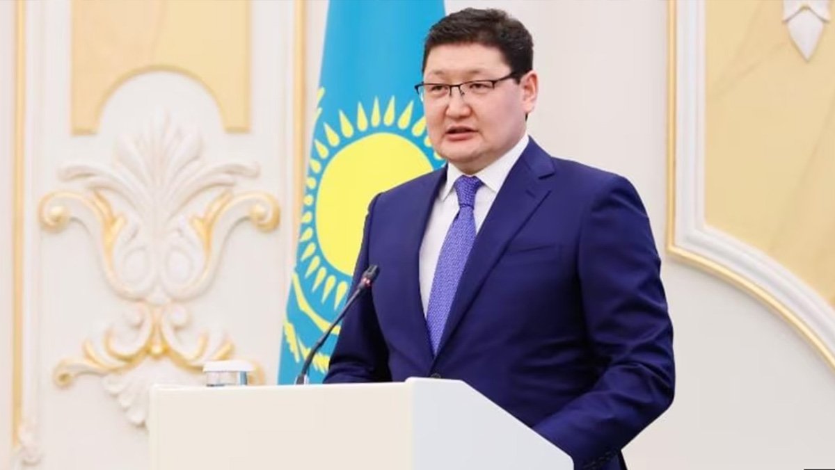 Абай облысының әкімі Берік Уәли қайғы жамылған отбасыларға көңіл айтты