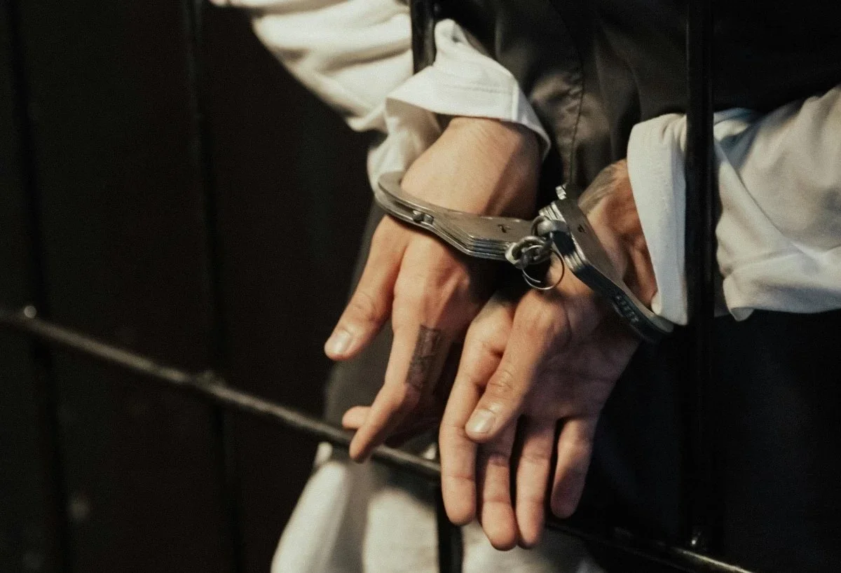 Таразда 22 жастағы бала 41 жастағы өзінің анасын зорлаған