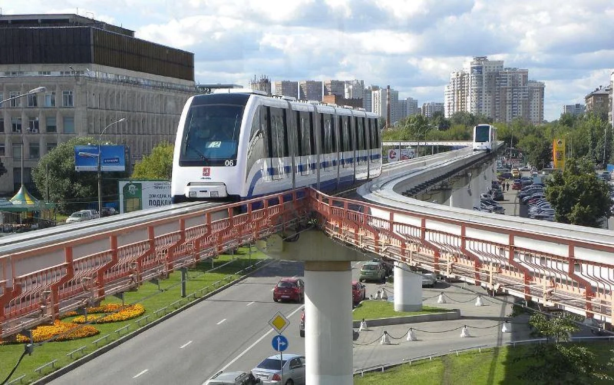 Әкім Астанада LRT пойыздарын сынақтан өткізу күнін атады