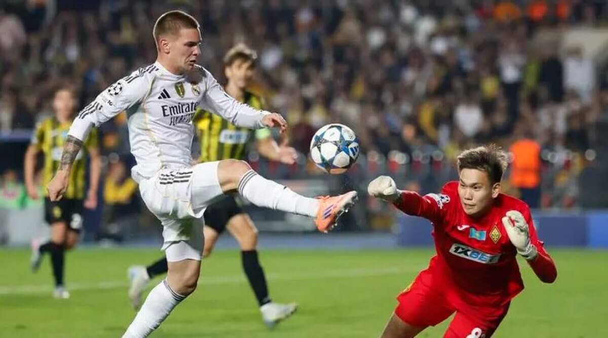 Мбаппенің хет-тригі: «Қайрат» өз алаңында «Реалдан» ұтылды