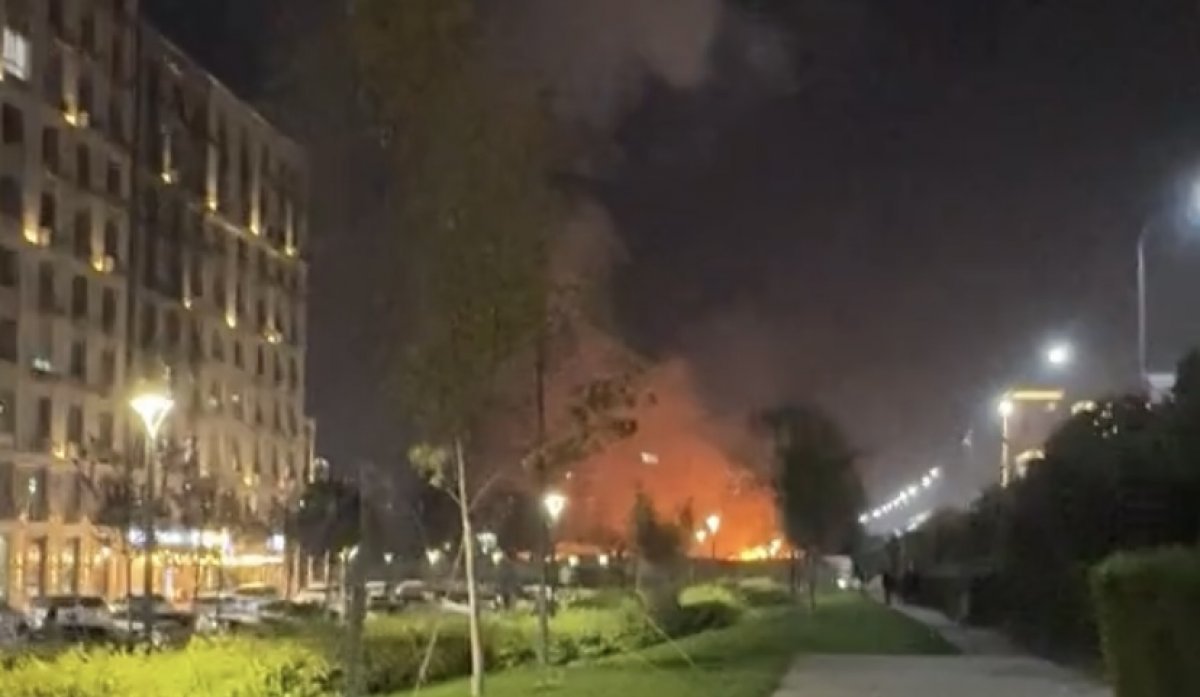 Шымкентте мерекеге орай атылған отшашу соңы өртке ұласты