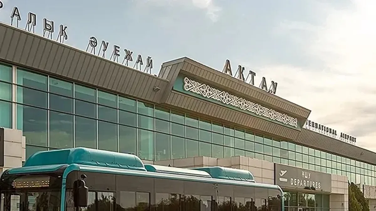 Екі жасар қыз әуежайдың эскалаторына қолын қысып алған: Жоғарғы сот шешім шығарды