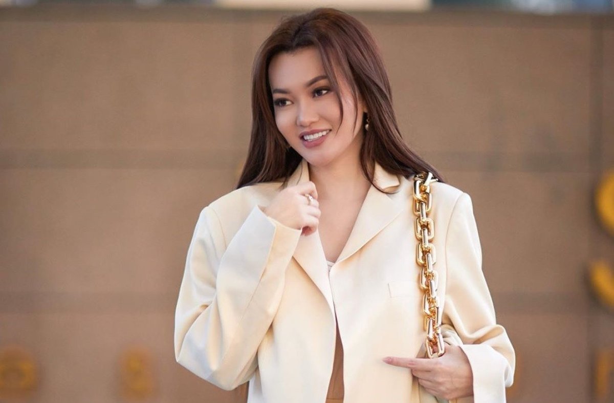 «100 мың теңге шашу шашамын»: Ерке Есмахан туған күніне ақша таратпақ