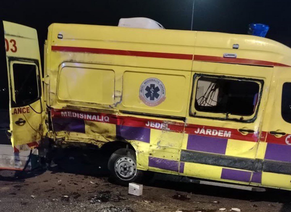 Алматыда жедел жәрдем көлігі апатқа ұшырап, 23 жастағы фельдшер қаза тапты