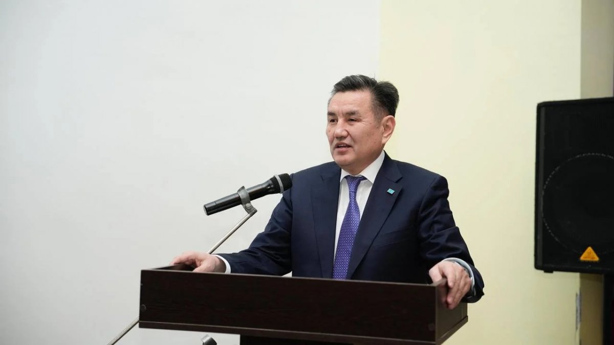 "600 млн теңге бөлінеді": ШҚО әкімі Маралды тұрғындарымен кездесті