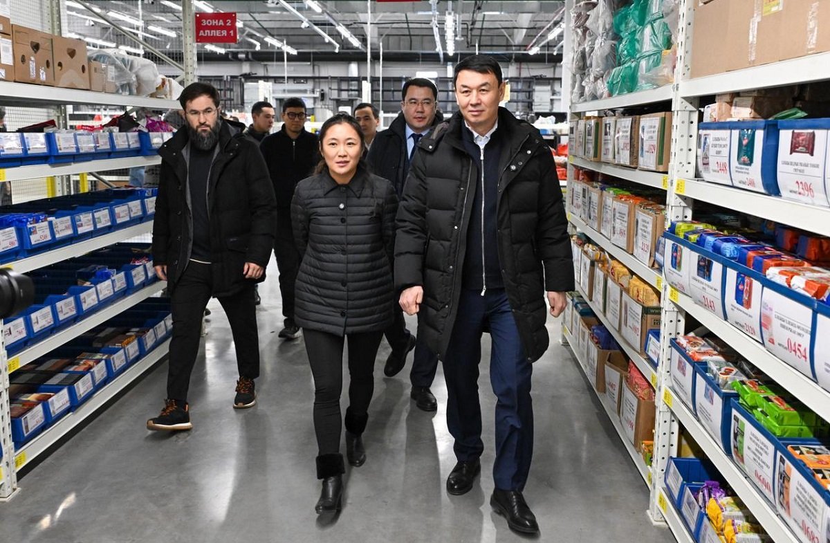 Алматы әкімі Magnum E-commerce жаңа логистикалық кешенін аралады