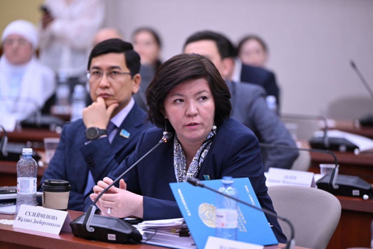 Оқу-ағарту министрі мектеп директорларын 2+2 жүйесімен тағайындауды ұсынды