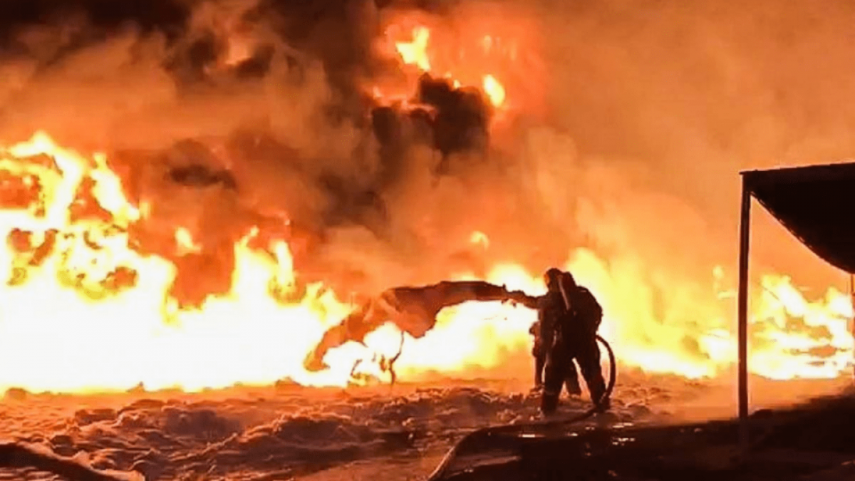 Жалғыз қалдырған: СҚО-да өртке оранған үйден баланың мәйіті табылды
