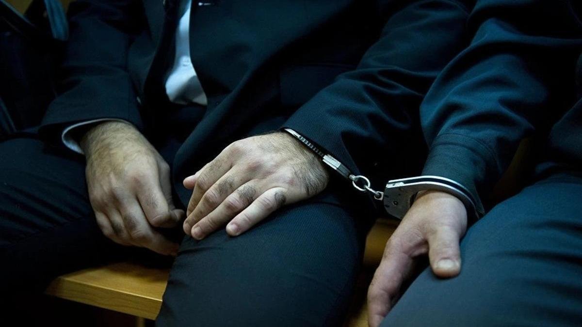 134 млн теңге пара алған: ШҚО-да екі бірдей басқарма басшысы қамауға алынды