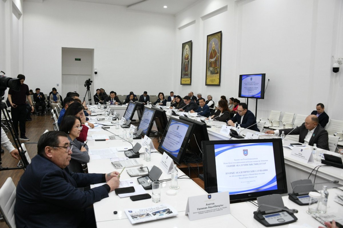 ҚазҰУ-да Парламент депутаттарының қатысуымен академиялық тыңдаулар өтті