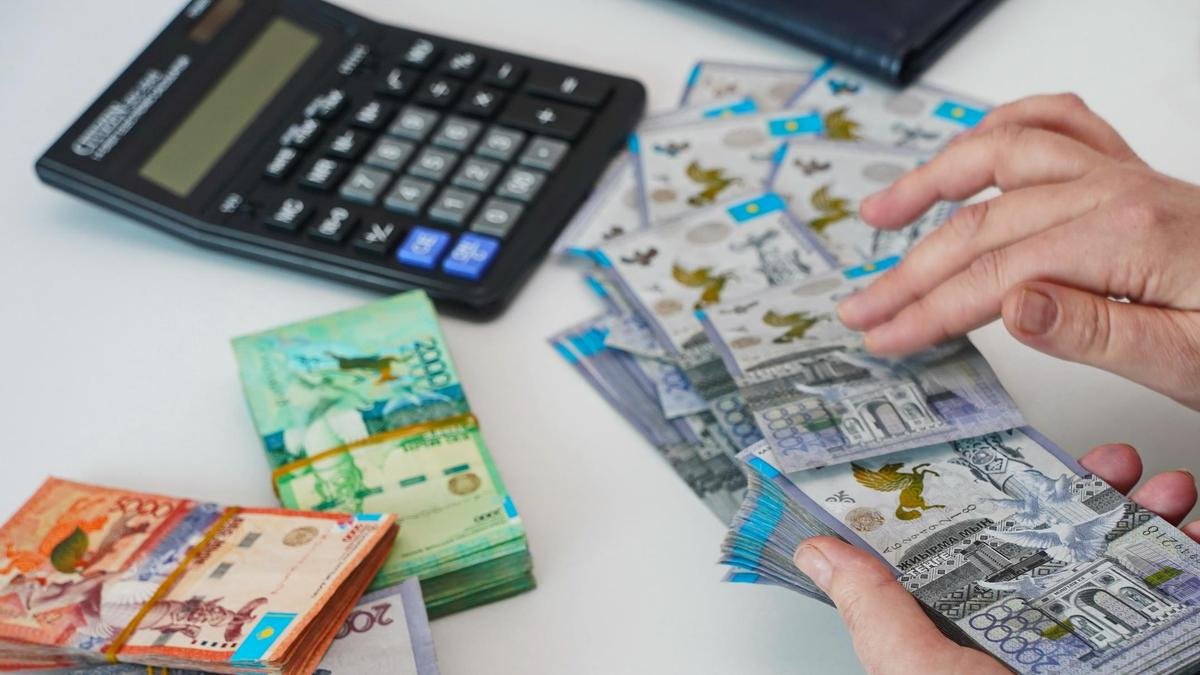 Бектенов: 2026 жылы басты назар халықтың нақты табысын арттыруға аударылады