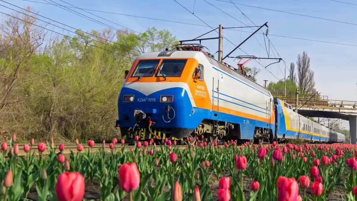 Наурызда билет тапшы болмайды: ҚТЖ қосымша орын бөледі