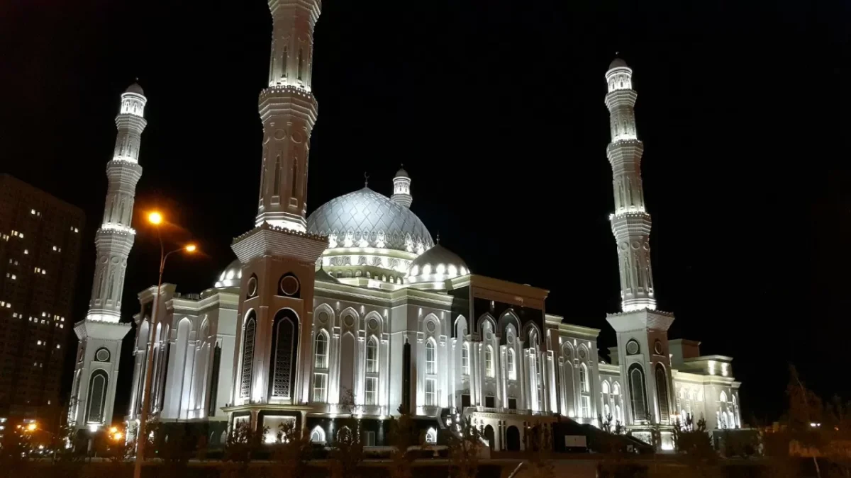 Ораза-2026: Қадір түні қашан?