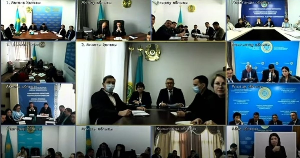 «Ауыруға болмайды»: Нұрлан Әбдіров референдум жайлы жиында қызметкерлерге кеңес берді