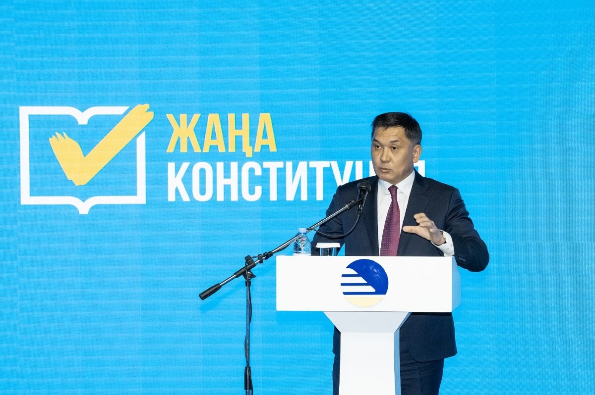 ҚТЖ-да Конституциялық реформа және алдағы референдум мәселелері талқыланды