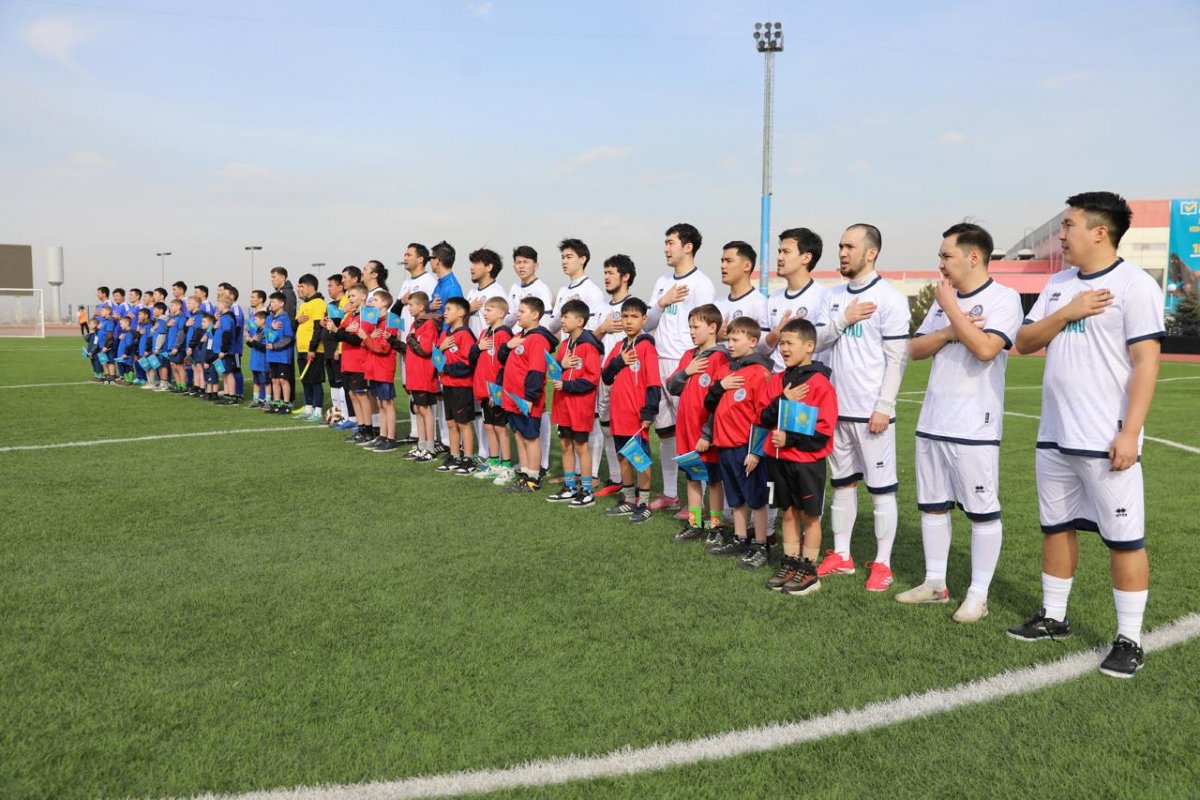 Алматы облысында  спорт пен өнер жұлдыздарының қатысуымен футболдан шоу-матч өтті