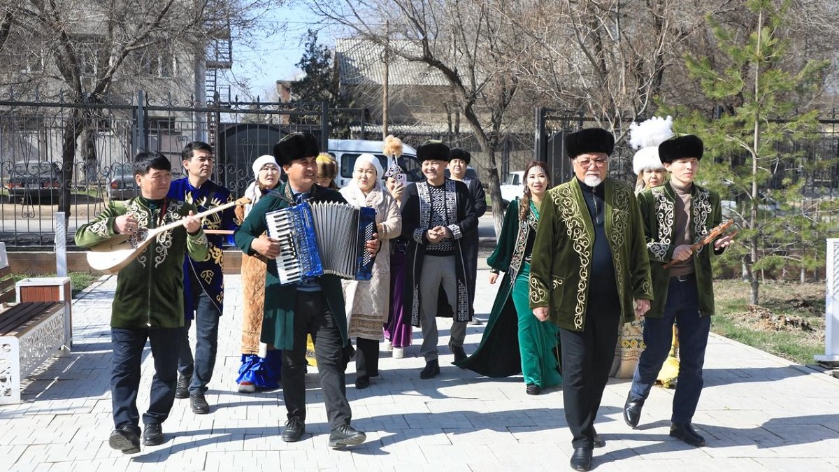 Түркістан облысының аудан-қалаларында Көрісу күніне орай челлендж өтті