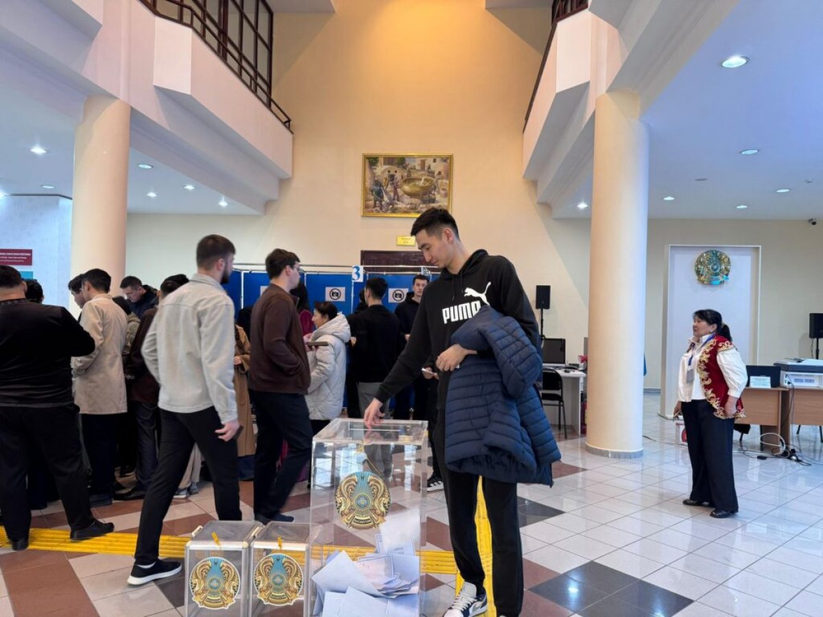 «Тұран» футбол клубының ойыншылары референдумда өз таңдауын жасады