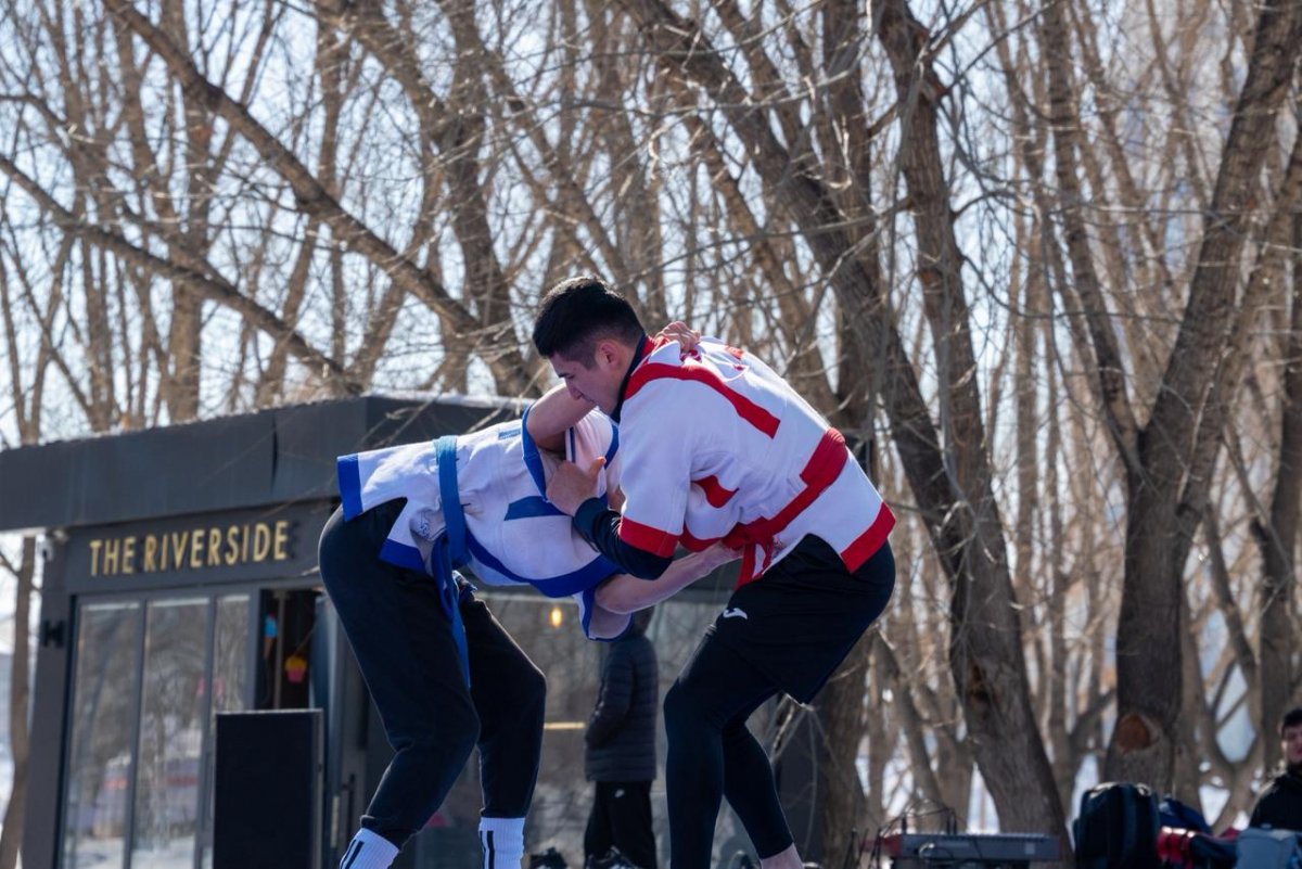 Астанада Наурыз мейрамы аясында жасанды интеллект арқылы ұлттық ойындар өтуде