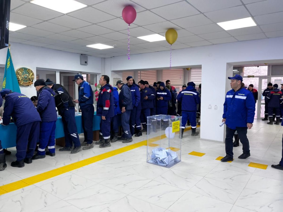 Референдум 2026: Маңғыстаулық мұнайшылар өндіріс орындарында өз таңдауын жасады