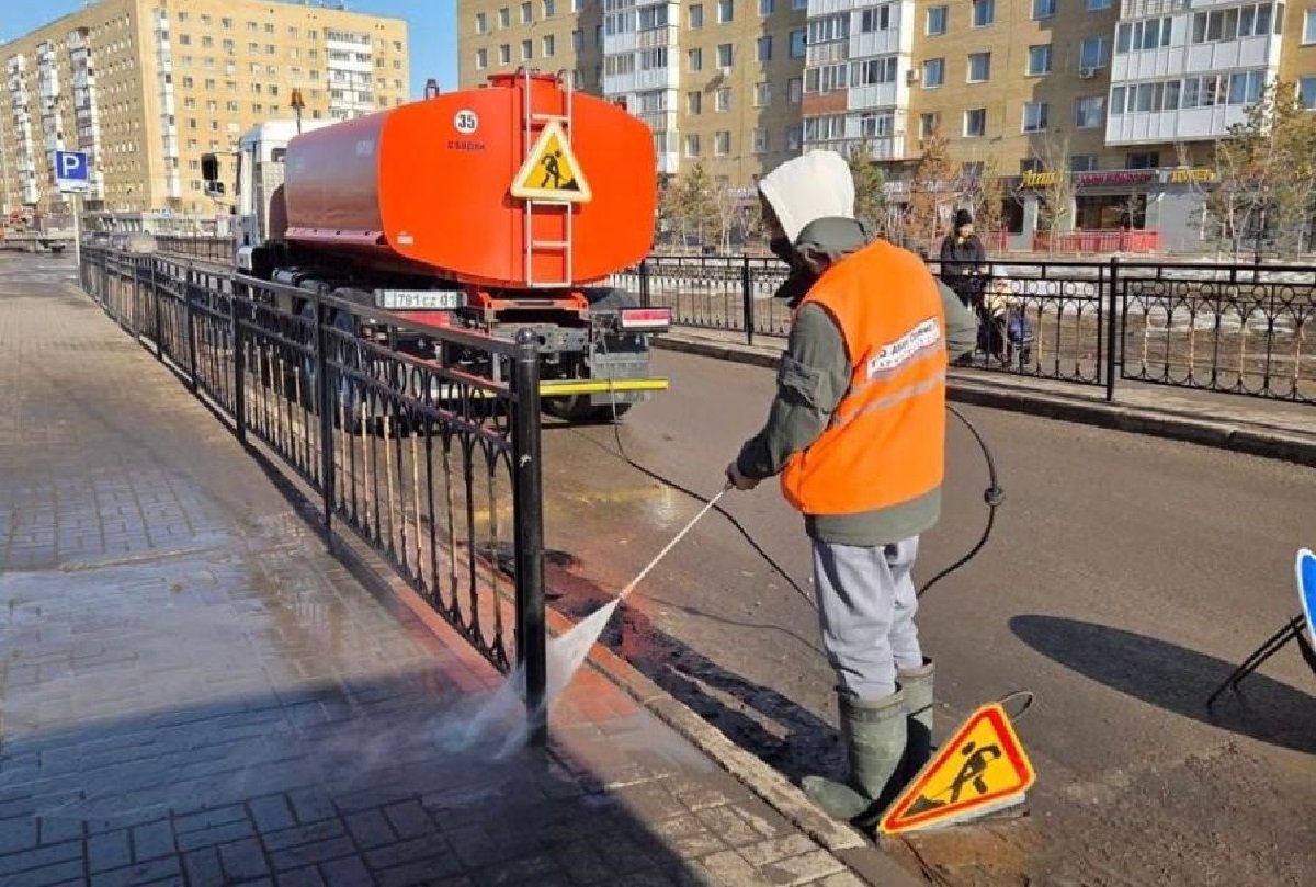 Астанада көктемгі жалпы тазалық жұмысы жүріп жатыр