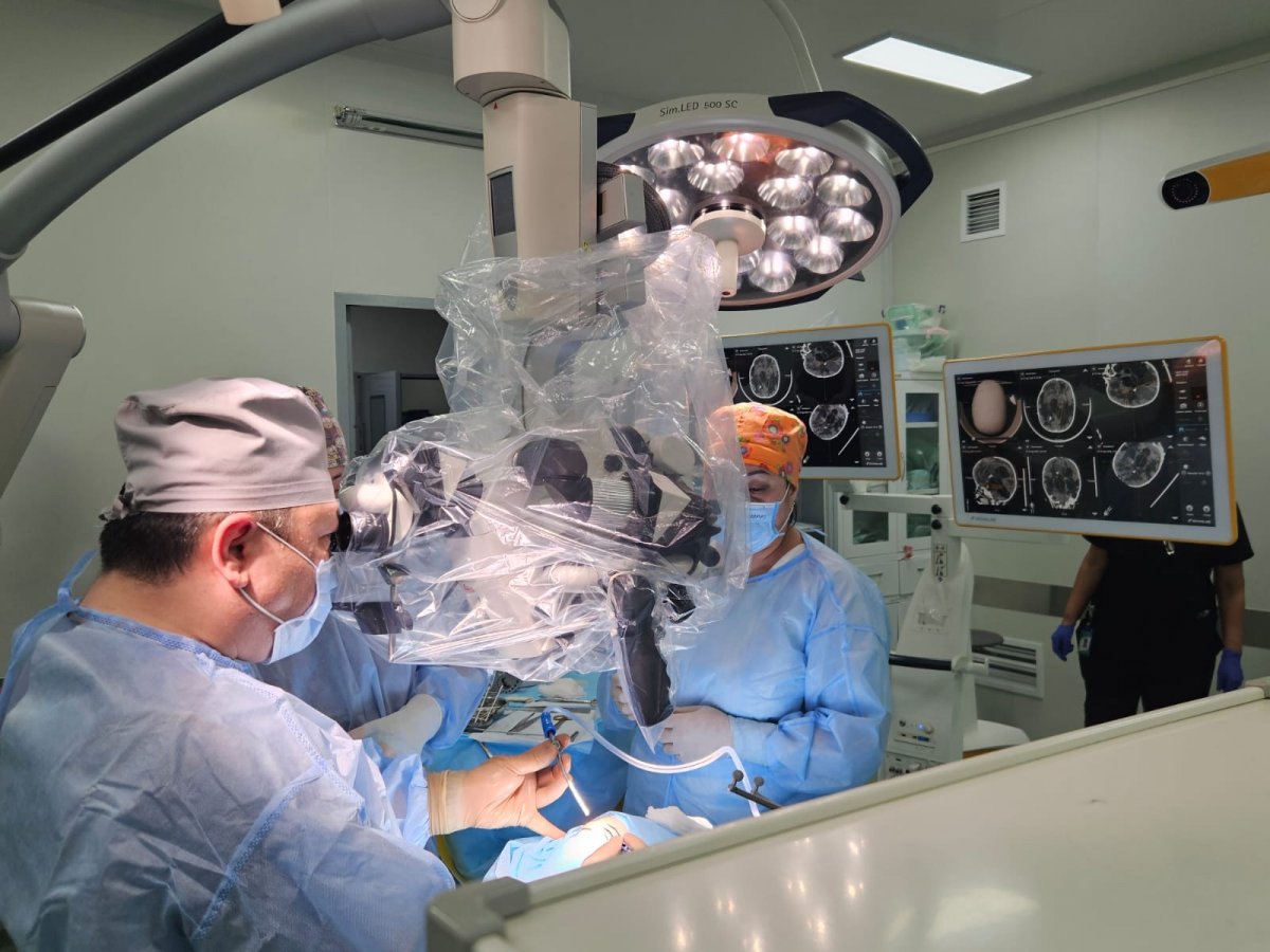 Алматылық нейрохирургтер 6 жасар баланың өмірін сақтап қалды