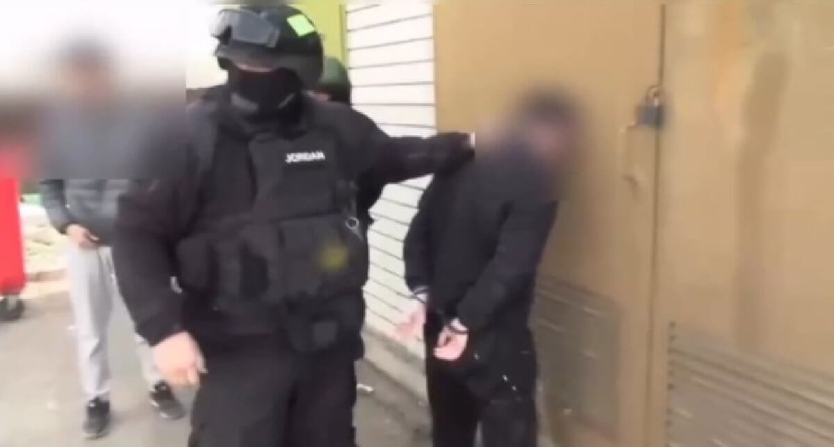 Орал қаласында қару сатқан күдікті ұсталды