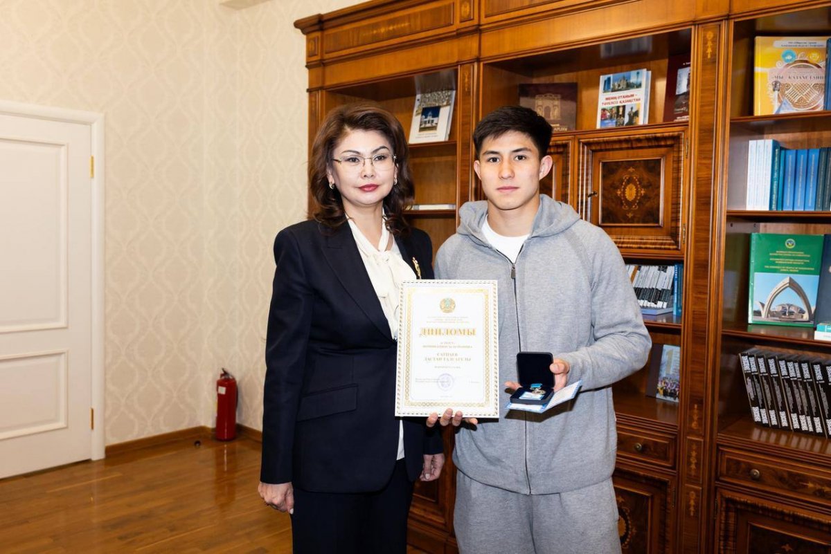 Дастан Сәтпаев «Дарын» мемлекеттік жастар сыйлығын алды