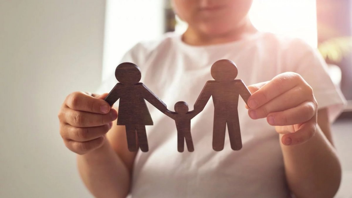 Қазақстанда жетім балалар жылдар бойы баспана ала алмай жүр – сенатор