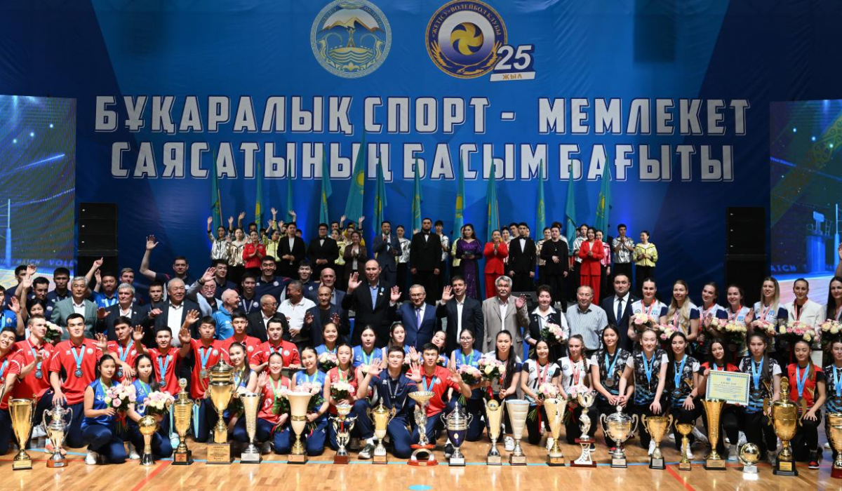 Жетісуда жергілікті воллейбол клубы 25-жылдығын дүркіретіп атап өтті