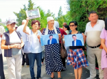 Қамаудағы журналист Думан Мұхаммедкәрімнің жақтастары прокуратура алдында түнеп шықты